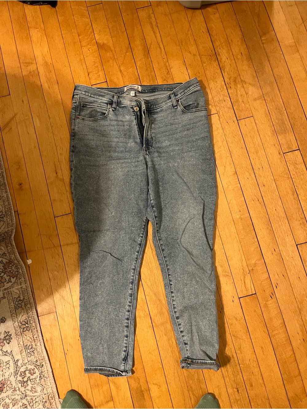 Abercrombie & Fitch High-Rise Tapered Light Wash Blue Jeans